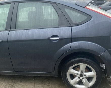 Серый Форд Фокус, объемом двигателя 1.6 л и пробегом 333 тыс. км за 1161 $, фото 1 на Automoto.ua