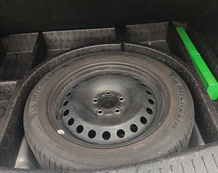 Сірий Форд Фокус, об'ємом двигуна 1.6 л та пробігом 236 тис. км за 4900 $, фото 11 на Automoto.ua