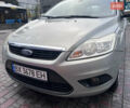 Форд Фокус 2009 у Хмельницькому на Automoto.ua Сірий Форд Фокус, об'ємом двигуна 1.6 л та пробігом 316 тис. км за 4600 $, фото 1 на Automoto.ua