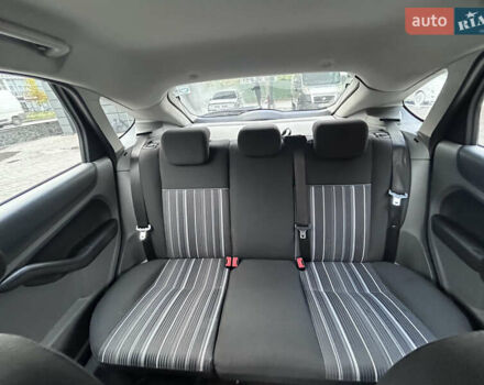 Форд Фокус 2009 у Хмельницькому на Automoto.ua Сірий Форд Фокус, об'ємом двигуна 1.6 л та пробігом 316 тис. км за 4600 $, фото 14 на Automoto.ua