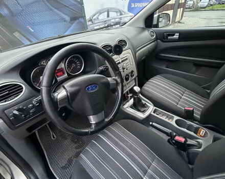 Форд Фокус 2009 у Хмельницькому на Automoto.ua Сірий Форд Фокус, об'ємом двигуна 1.6 л та пробігом 316 тис. км за 4600 $, фото 16 на Automoto.ua