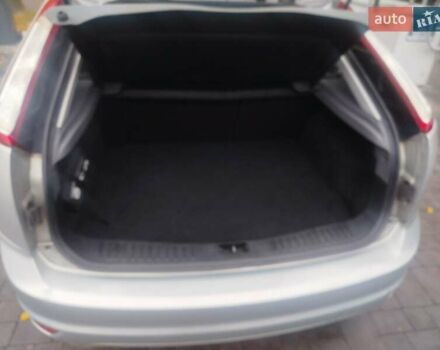 Серый Форд Фокус, объемом двигателя 1.39 л и пробегом 235 тыс. км за 4300 $, фото 1 на Automoto.ua