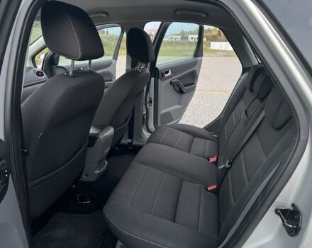 Сірий Форд Фокус, об'ємом двигуна 1.6 л та пробігом 221 тис. км за 5750 $, фото 12 на Automoto.ua