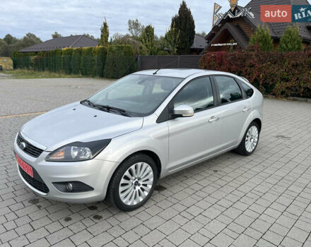 Форд Фокус 2009 у Стрые на Automoto.ua Сірий Форд Фокус, об'ємом двигуна 1.6 л та пробігом 221 тис. км за 5750 $, фото 2 на Automoto.ua