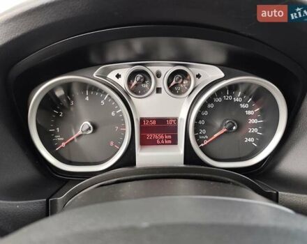 Форд Фокус 2009 у Ковель на Automoto.ua Сірий Форд Фокус, об'ємом двигуна 1.6 л та пробігом 227 тис. км за 4750 $, фото 21 на Automoto.ua