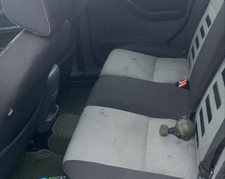 Серый Форд Фокус, объемом двигателя 1.6 л и пробегом 333 тыс. км за 1161 $, фото 11 на Automoto.ua