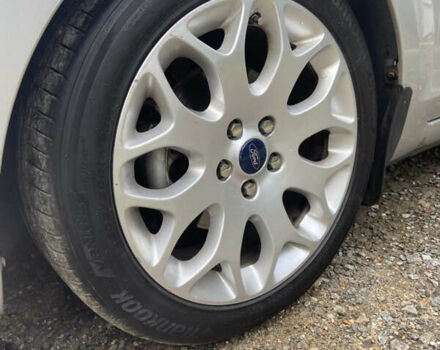 Серый Форд Фокус, объемом двигателя 1.6 л и пробегом 260 тыс. км за 5400 $, фото 8 на Automoto.ua