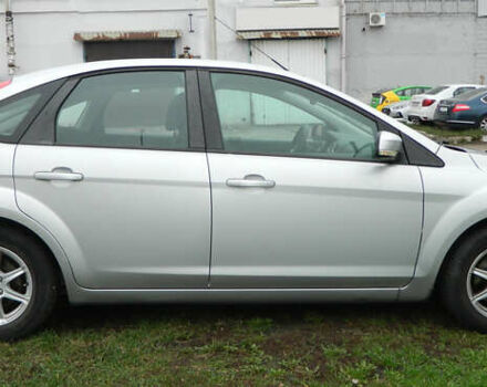 Серый Форд Фокус, объемом двигателя 1.6 л и пробегом 197 тыс. км за 6500 $, фото 4 на Automoto.ua