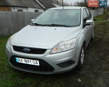 Серый Форд Фокус, объемом двигателя 1.6 л и пробегом 197 тыс. км за 6500 $, фото 2 на Automoto.ua