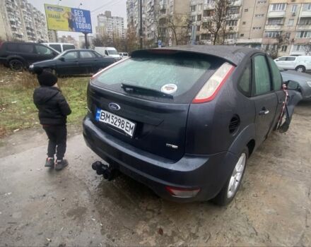 Серый Форд Фокус, объемом двигателя 1.6 л и пробегом 333 тыс. км за 1161 $, фото 3 на Automoto.ua