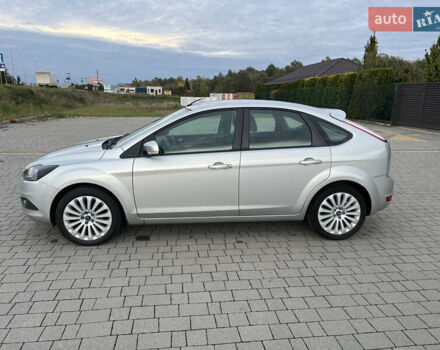 Форд Фокус 2009 у Стрые на Automoto.ua Сірий Форд Фокус, об'ємом двигуна 1.6 л та пробігом 221 тис. км за 5750 $, фото 6 на Automoto.ua