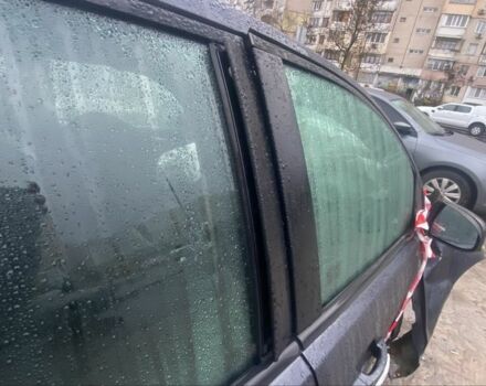 Серый Форд Фокус, объемом двигателя 1.6 л и пробегом 333 тыс. км за 1161 $, фото 6 на Automoto.ua