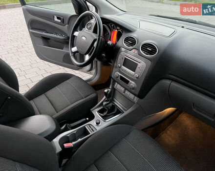 Форд Фокус 2009 у Стрые на Automoto.ua Сірий Форд Фокус, об'ємом двигуна 1.6 л та пробігом 221 тис. км за 5750 $, фото 36 на Automoto.ua