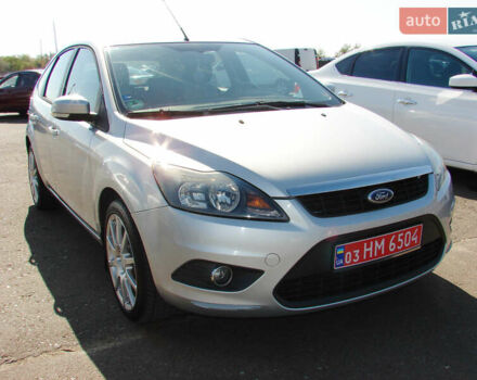 Серый Форд Фокус, объемом двигателя 1.6 л и пробегом 177 тыс. км за 5750 $, фото 2 на Automoto.ua