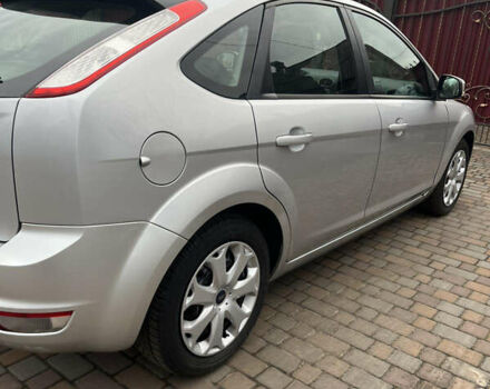 Серый Форд Фокус, объемом двигателя 1.6 л и пробегом 237 тыс. км за 6000 $, фото 15 на Automoto.ua