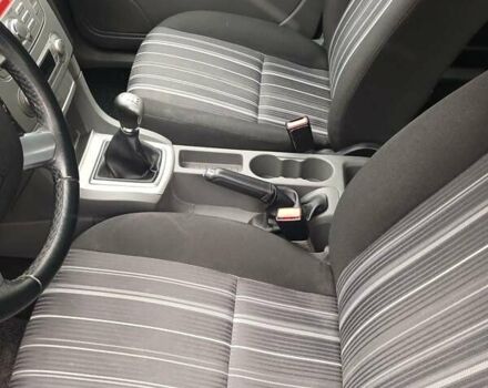 Сірий Форд Фокус, об'ємом двигуна 1.6 л та пробігом 236 тис. км за 4900 $, фото 8 на Automoto.ua