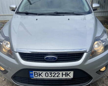 Серый Форд Фокус, объемом двигателя 1.6 л и пробегом 260 тыс. км за 5400 $, фото 7 на Automoto.ua