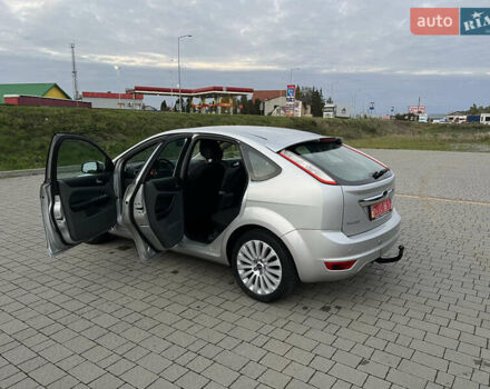 Форд Фокус 2009 у Стрые на Automoto.ua Сірий Форд Фокус, об'ємом двигуна 1.6 л та пробігом 221 тис. км за 5750 $, фото 38 на Automoto.ua