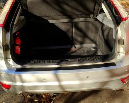 Форд Фокус 2009 в Харькове на Automoto.ua Серый Форд Фокус, объемом двигателя 1.6 л и пробегом 197 тыс. км за 6700 $, фото 4 на Automoto.ua