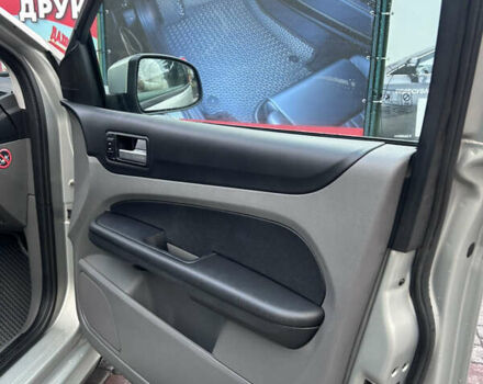 Форд Фокус 2009 у Хмельницькому на Automoto.ua Сірий Форд Фокус, об'ємом двигуна 1.6 л та пробігом 316 тис. км за 4600 $, фото 31 на Automoto.ua