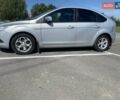 Серый Форд Фокус, объемом двигателя 1.6 л и пробегом 150 тыс. км за 5000 $, фото 1 на Automoto.ua