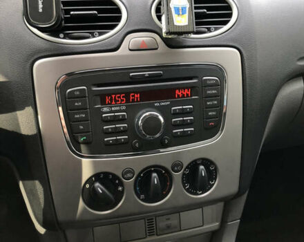 Серый Форд Фокус, объемом двигателя 1.6 л и пробегом 198 тыс. км за 6500 $, фото 14 на Automoto.ua