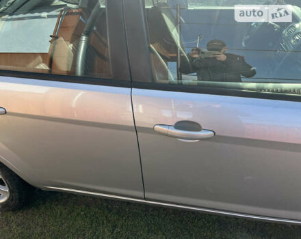 Серый Форд Фокус, объемом двигателя 1.56 л и пробегом 250 тыс. км за 5350 $, фото 16 на Automoto.ua