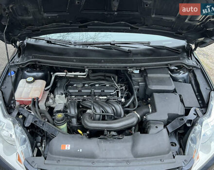 Сірий Форд Фокус, об'ємом двигуна 1.6 л та пробігом 150 тис. км за 5800 $, фото 12 на Automoto.ua