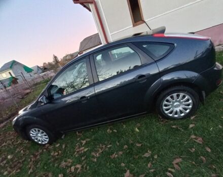 Серый Форд Фокус, объемом двигателя 1.4 л и пробегом 120 тыс. км за 5300 $, фото 1 на Automoto.ua