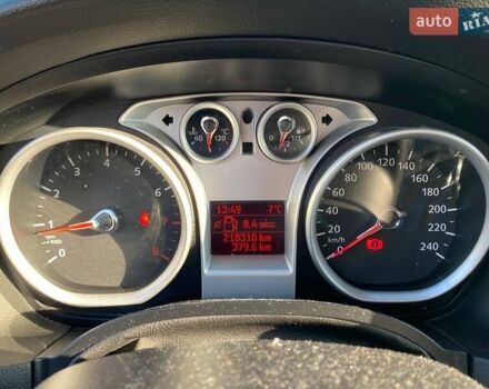 Серый Форд Фокус, объемом двигателя 1.6 л и пробегом 218 тыс. км за 4990 $, фото 10 на Automoto.ua