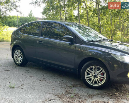 Серый Форд Фокус, объемом двигателя 1.56 л и пробегом 253 тыс. км за 5700 $, фото 6 на Automoto.ua