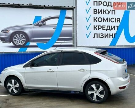 Сірий Форд Фокус, об'ємом двигуна 1.6 л та пробігом 138 тис. км за 5150 $, фото 7 на Automoto.ua