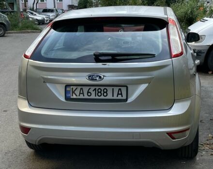 Серый Форд Фокус, объемом двигателя 1.6 л и пробегом 161 тыс. км за 5500 $, фото 5 на Automoto.ua