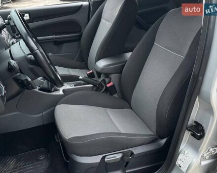 Сірий Форд Фокус, об'ємом двигуна 2 л та пробігом 193 тис. км за 5890 $, фото 20 на Automoto.ua