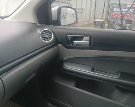 Сірий Форд Фокус, об'ємом двигуна 1.6 л та пробігом 332 тис. км за 6032 $, фото 6 на Automoto.ua