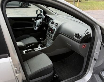 Сірий Форд Фокус, об'ємом двигуна 1.6 л та пробігом 138 тис. км за 6999 $, фото 19 на Automoto.ua