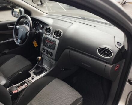 Серый Форд Фокус, объемом двигателя 1.6 л и пробегом 218 тыс. км за 5199 $, фото 5 на Automoto.ua