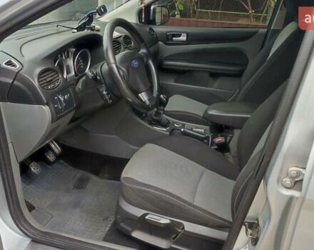 Сірий Форд Фокус, об'ємом двигуна 1.6 л та пробігом 163 тис. км за 5400 $, фото 38 на Automoto.ua