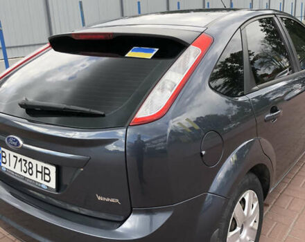 Серый Форд Фокус, объемом двигателя 1.6 л и пробегом 198 тыс. км за 6500 $, фото 4 на Automoto.ua