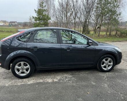 Серый Форд Фокус, объемом двигателя 1.6 л и пробегом 150 тыс. км за 5800 $, фото 7 на Automoto.ua