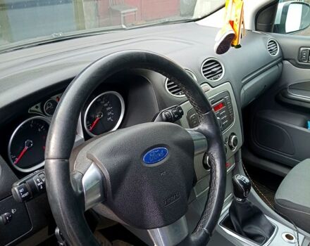Серый Форд Фокус, объемом двигателя 1.6 л и пробегом 122 тыс. км за 7800 $, фото 11 на Automoto.ua