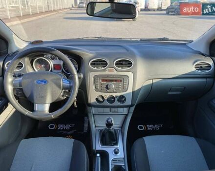 Серый Форд Фокус, объемом двигателя 1.6 л и пробегом 218 тыс. км за 4990 $, фото 9 на Automoto.ua