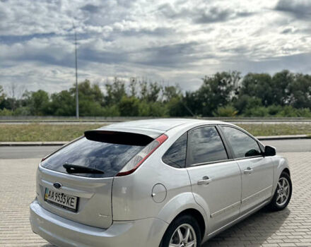 Серый Форд Фокус, объемом двигателя 1.6 л и пробегом 300 тыс. км за 6500 $, фото 7 на Automoto.ua