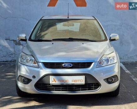 Серый Форд Фокус, объемом двигателя 1.6 л и пробегом 115 тыс. км за 6990 $, фото 2 на Automoto.ua