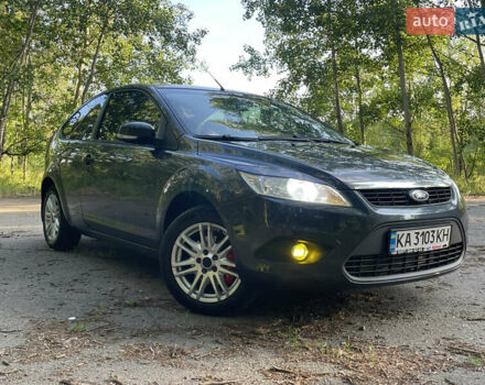 Серый Форд Фокус, объемом двигателя 1.56 л и пробегом 253 тыс. км за 5700 $, фото 1 на Automoto.ua