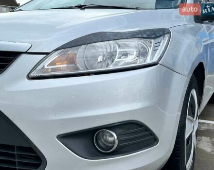 Сірий Форд Фокус, об'ємом двигуна 1.6 л та пробігом 138 тис. км за 5150 $, фото 18 на Automoto.ua