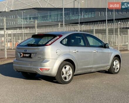 Серый Форд Фокус, объемом двигателя 1.6 л и пробегом 218 тыс. км за 4990 $, фото 3 на Automoto.ua