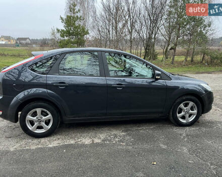 Сірий Форд Фокус, об'ємом двигуна 1.6 л та пробігом 150 тис. км за 5800 $, фото 6 на Automoto.ua