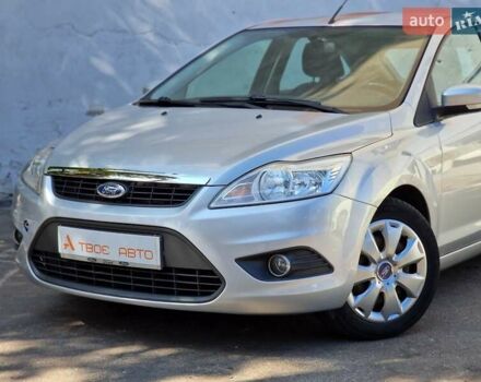 Серый Форд Фокус, объемом двигателя 1.6 л и пробегом 115 тыс. км за 6990 $, фото 11 на Automoto.ua