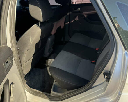Форд Фокус 2010 в Запорожье на Automoto.ua Серый Форд Фокус, объемом двигателя 1.6 л и пробегом 189 тыс. км за 6499 $, фото 9 на Automoto.ua